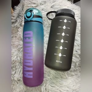Hydrated & Zak Water Bottle 32oz With Time Marker On It